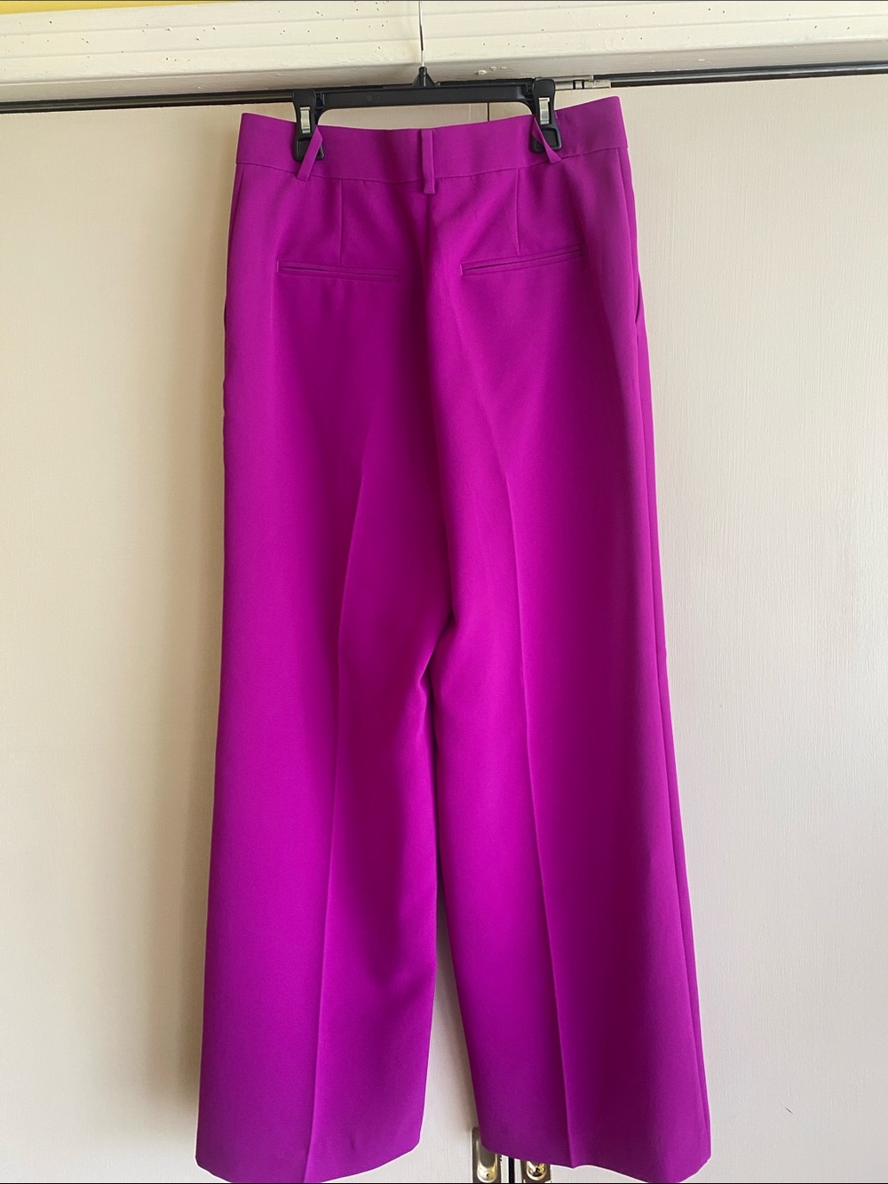 Ann Taylor Wide-Leg Dress Pants in Vivid Fuchsia - Picture 3 of 6